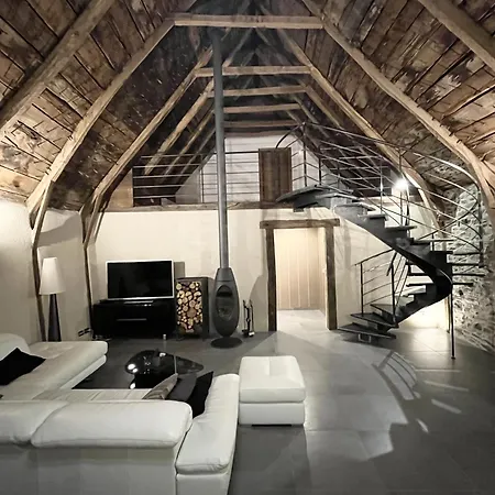 La Perle De La Vallee