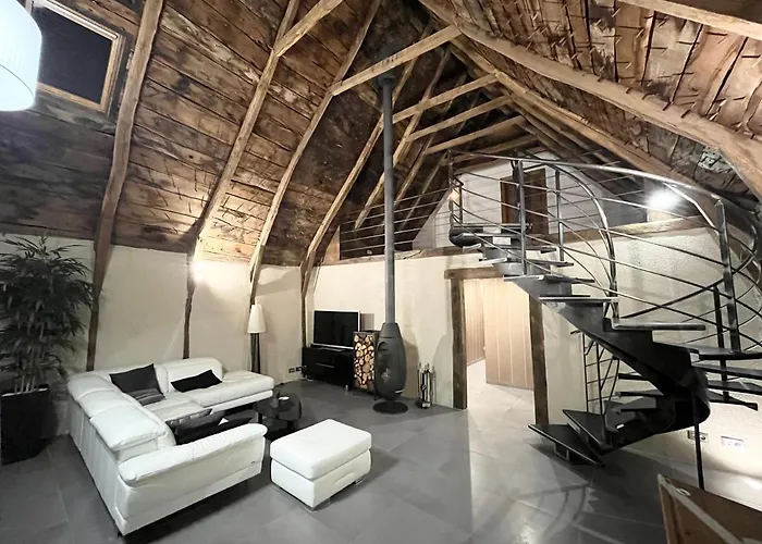 La Perle De La Vallee