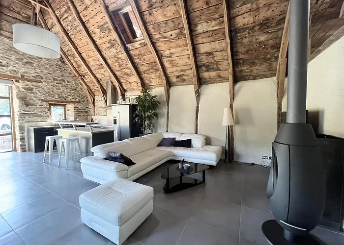 La Perle De La Vallee * Montezic