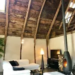 La Perle De La Vallee