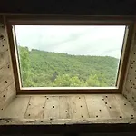 La Perle De La Vallee