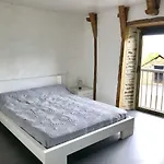 La Perle De La Vallee