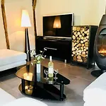 La Perle De La Vallee