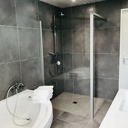 La Perle De La Vallee Ferienhaus *